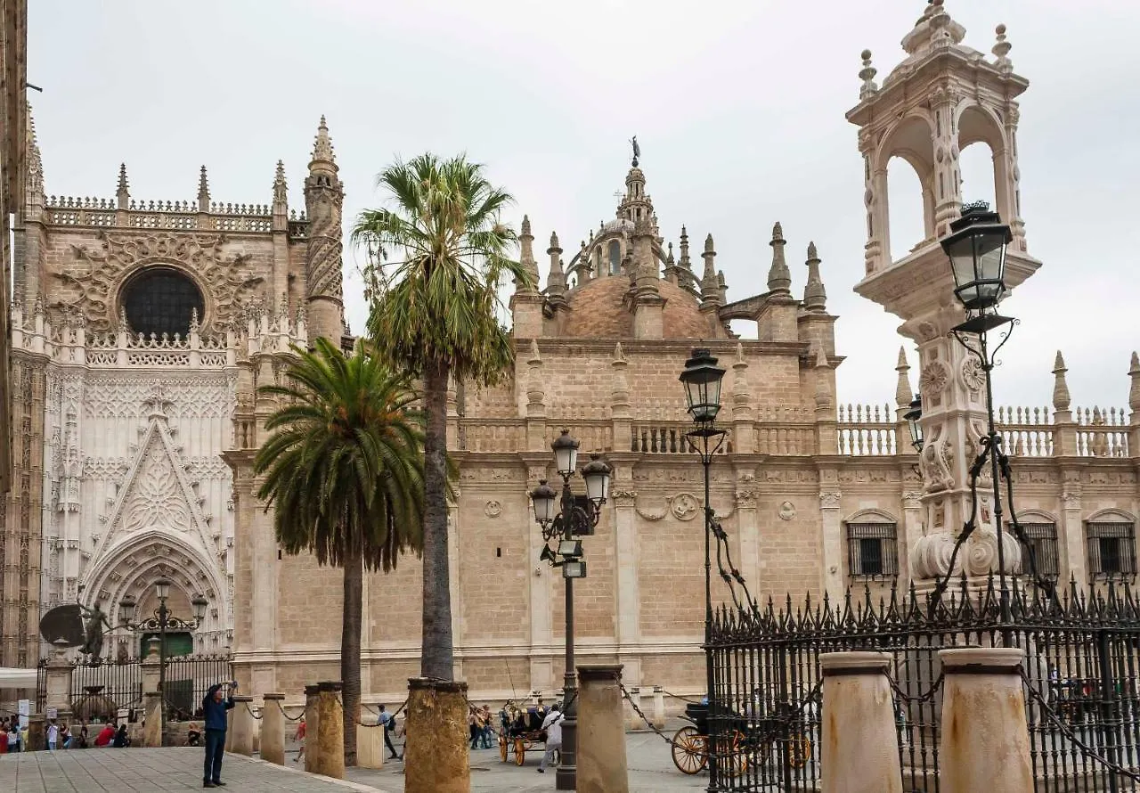 Appartamento Abades Giralda Deluxe By Valcambre Siviglia