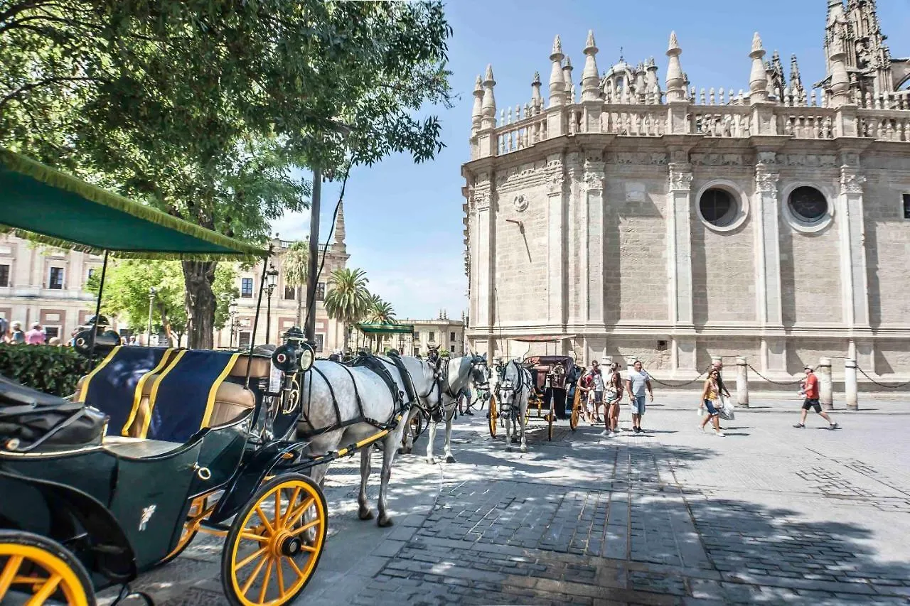 Abades Giralda Deluxe By Valcambre Apartment Seville